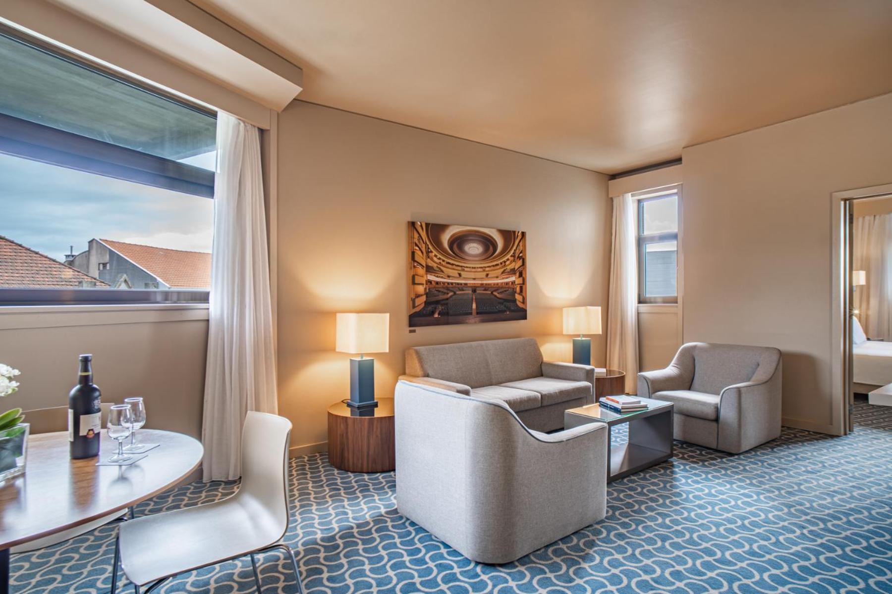 Hotel Dom Henrique - Downtown Porto
