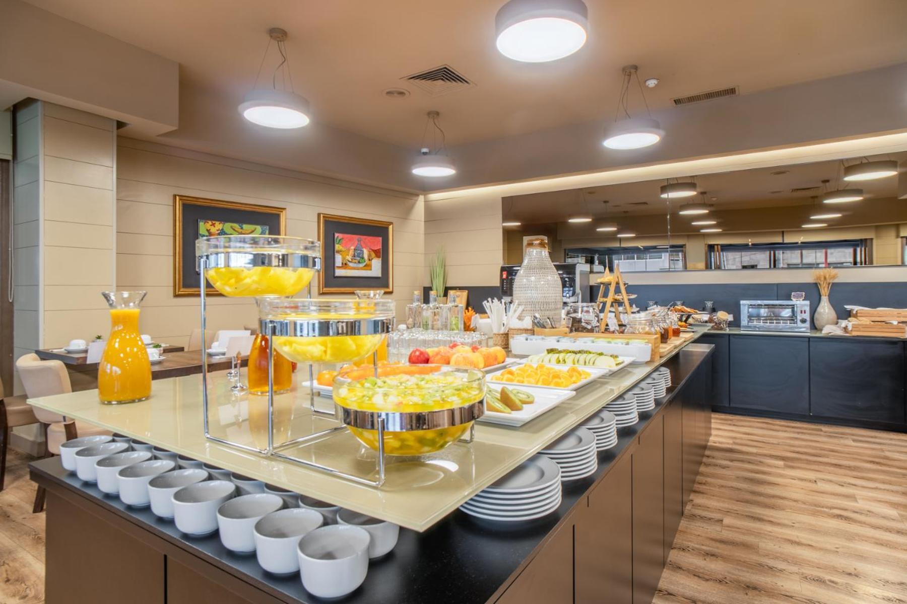 Dom Henrique - Downtown Hotel 4*